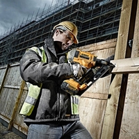 Гвоздезабиватель DeWalt DCN692P2-QW - фото2 Гвоздезабиватель DeWalt DCN692P2-QW - фото2